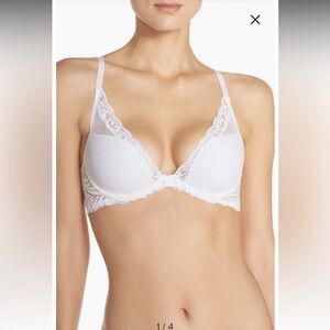 NWT Natori Feathers plunge bra